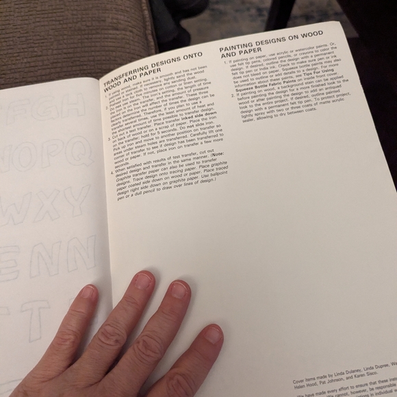 3/$30. Leisure Arts Iron On Transfers Book. Over 1000 Designs. Vintage. - Picture 5 of 15